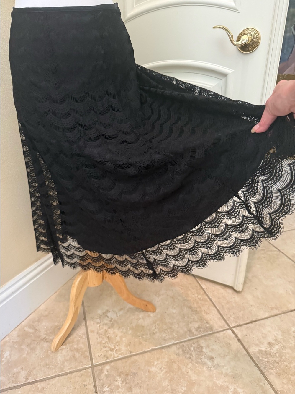 New Liz Claiborne black lace maxi skirt